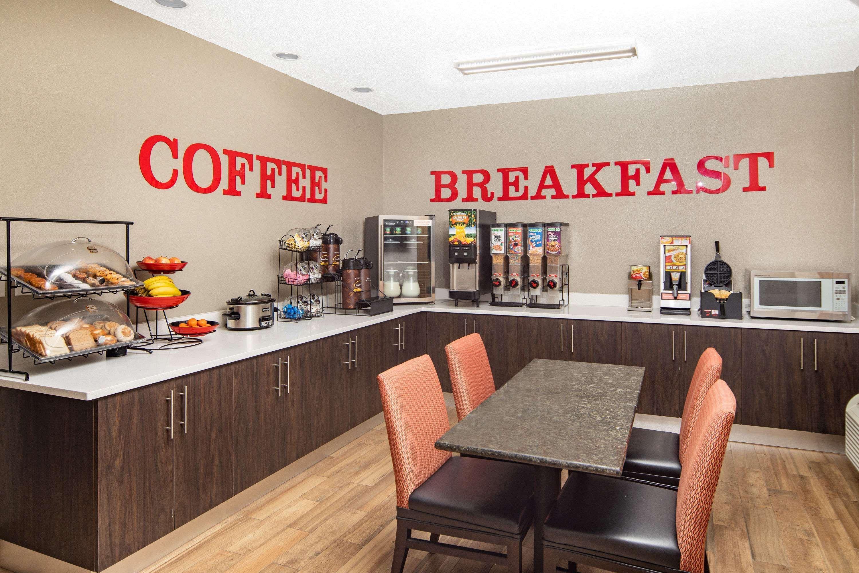 Ramada By Wyndham Alpharetta Atlanta North Hotel Екстериор снимка