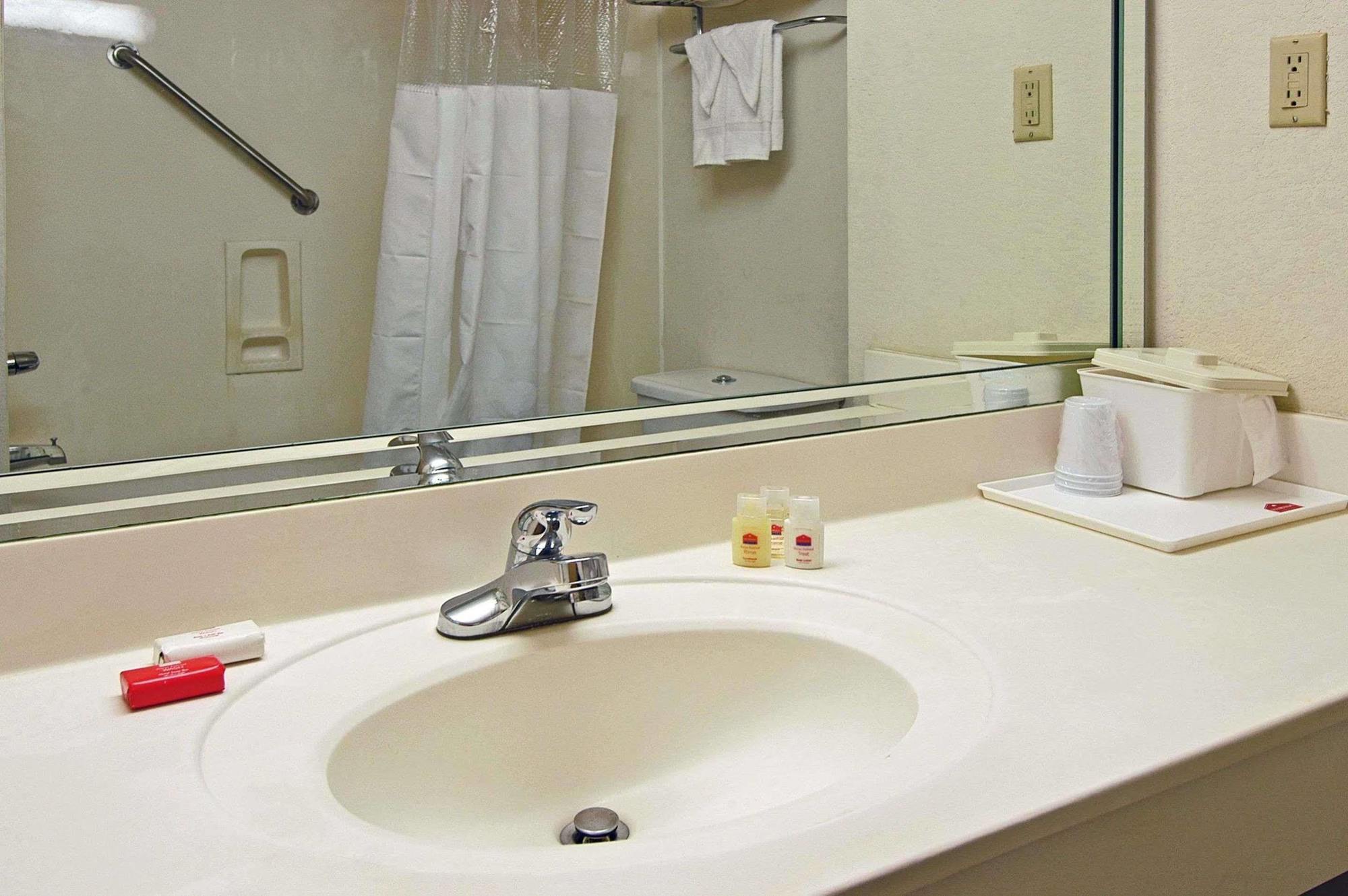 Ramada By Wyndham Alpharetta Atlanta North Hotel Екстериор снимка